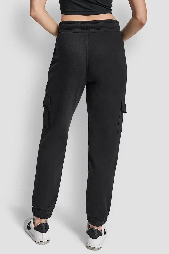 DKNY HIGH-RISE STUDDED LOGO SLIM JOGGER 2