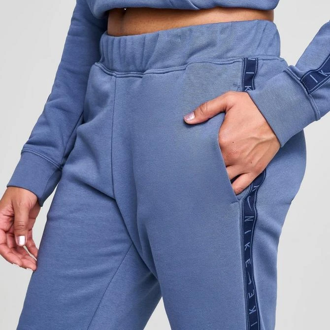NIKE Women's Nike Sportswear Essential Taped Fleece Jogger Pants 5