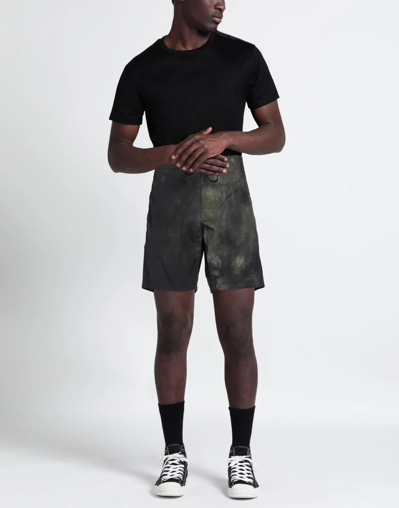 Holden Shorts & Bermuda 2