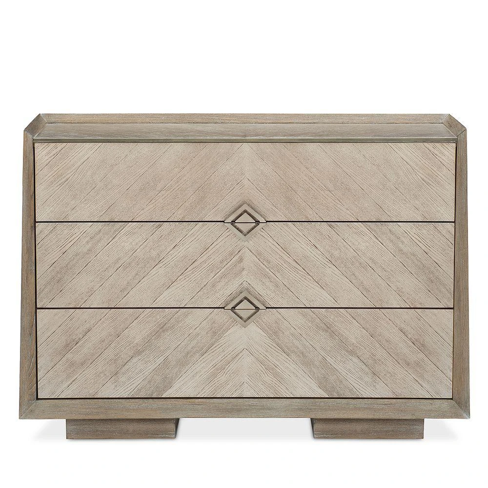 caracole A Natural Chest 1