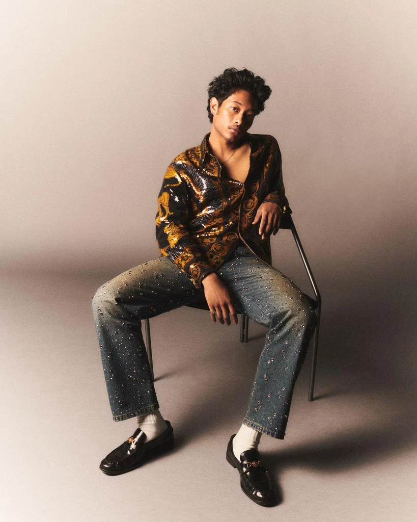 Versace Men
s Wild Cats Sequin Button-Down Shirt 4