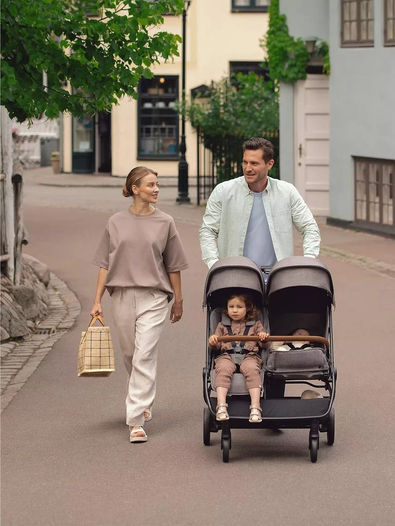 Nuna SWIV Stroller 6
