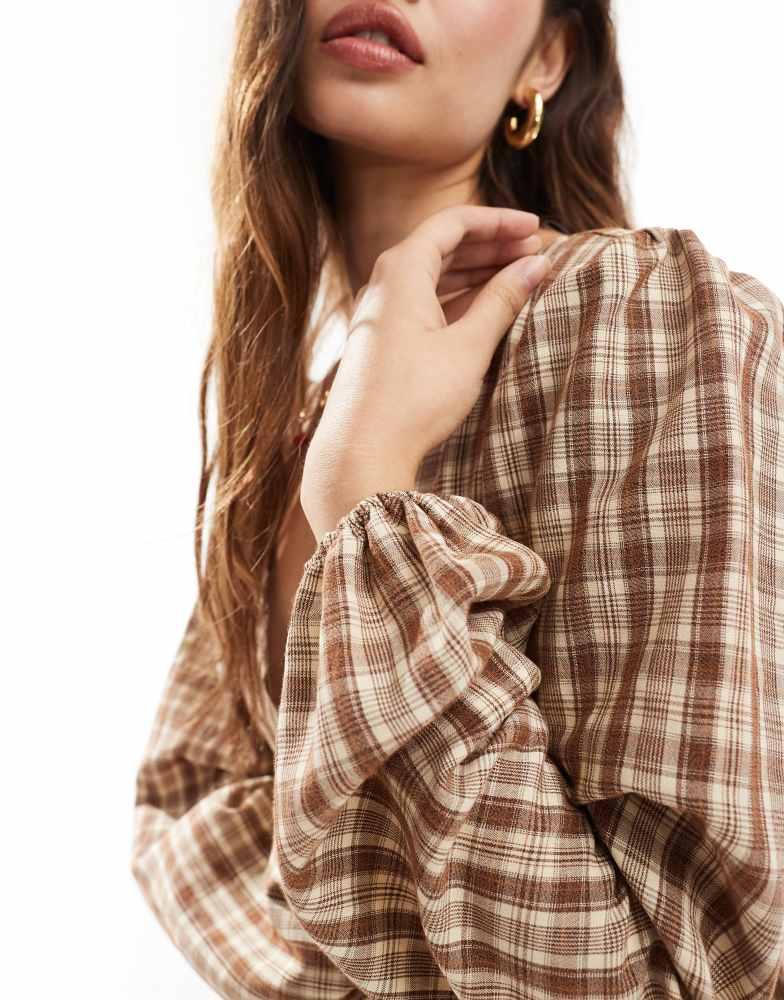 Daisy Street Daisy Street v neck smock mini dress in camel check