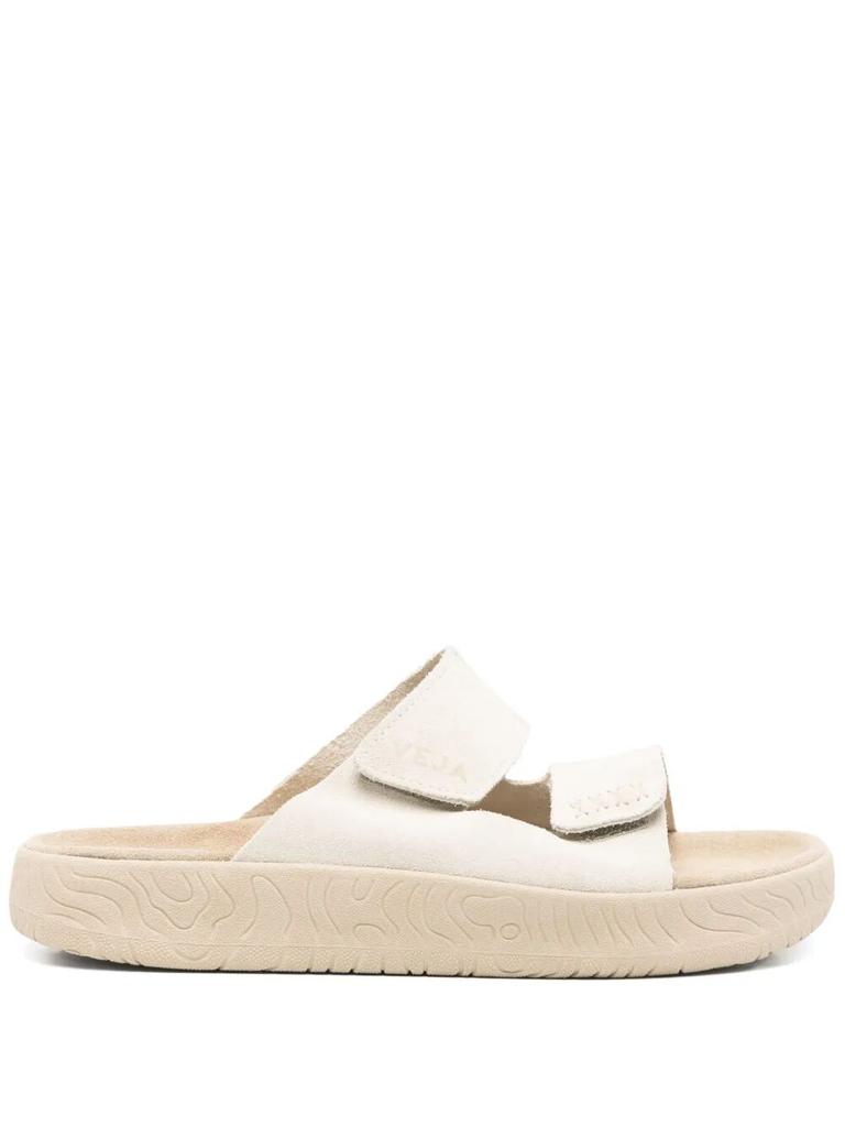 サンダル VEJA ETNA O.T. LEATHER FULL SLIPPERS (SA3220669 ALMOND) Veja ETNA O.T. LEATHER FULL SLIPPERS - Slippers - Compare