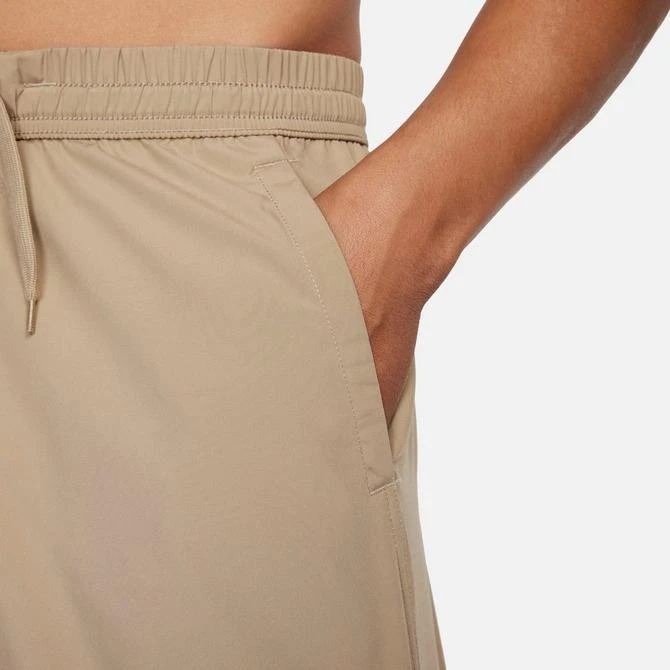 NIKE Men's Nike Form Dri-FIT Unlined 5" Versatile Shorts 4
