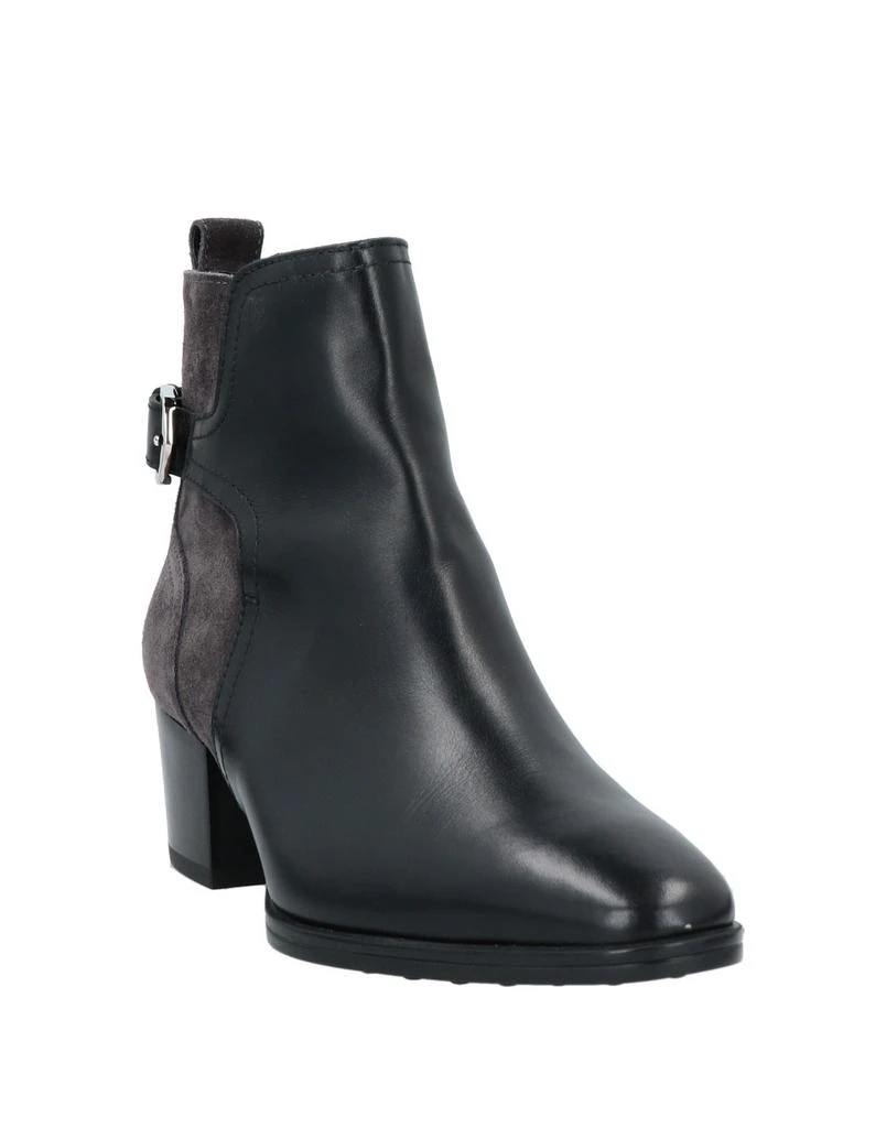Tod's Ankle boot 2