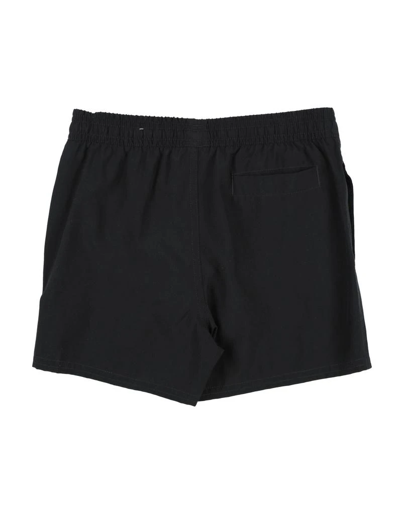 Puma Shorts 
Bermuda 2