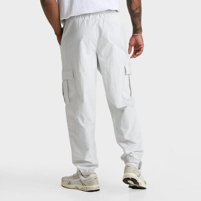 NIKE Men's Nike Club Woven Cargo Pants 7