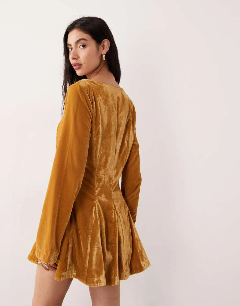 green emerald velvet dress A Line Square Neck Backless Gold Velvet Mini Dress with Tie Sleeve Usa main image 0