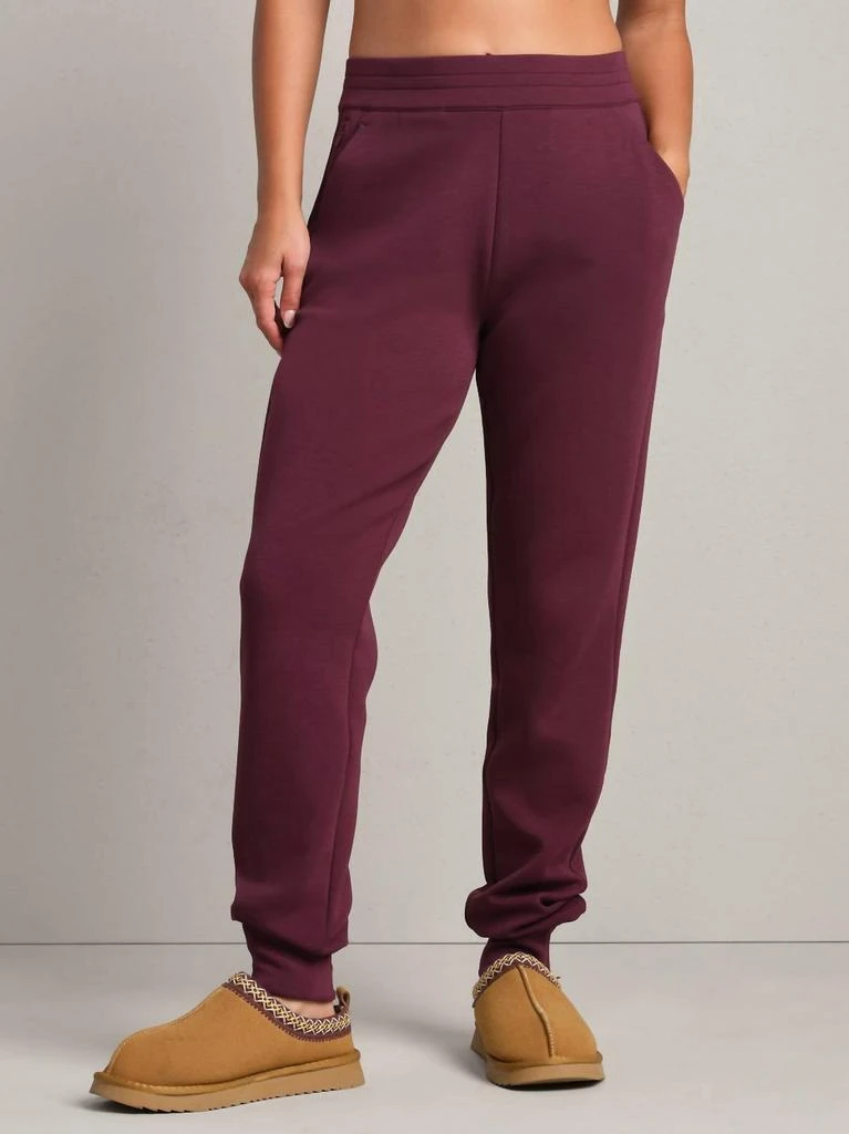 RHONE Rhone - Dreamglow Taper Leg Pant