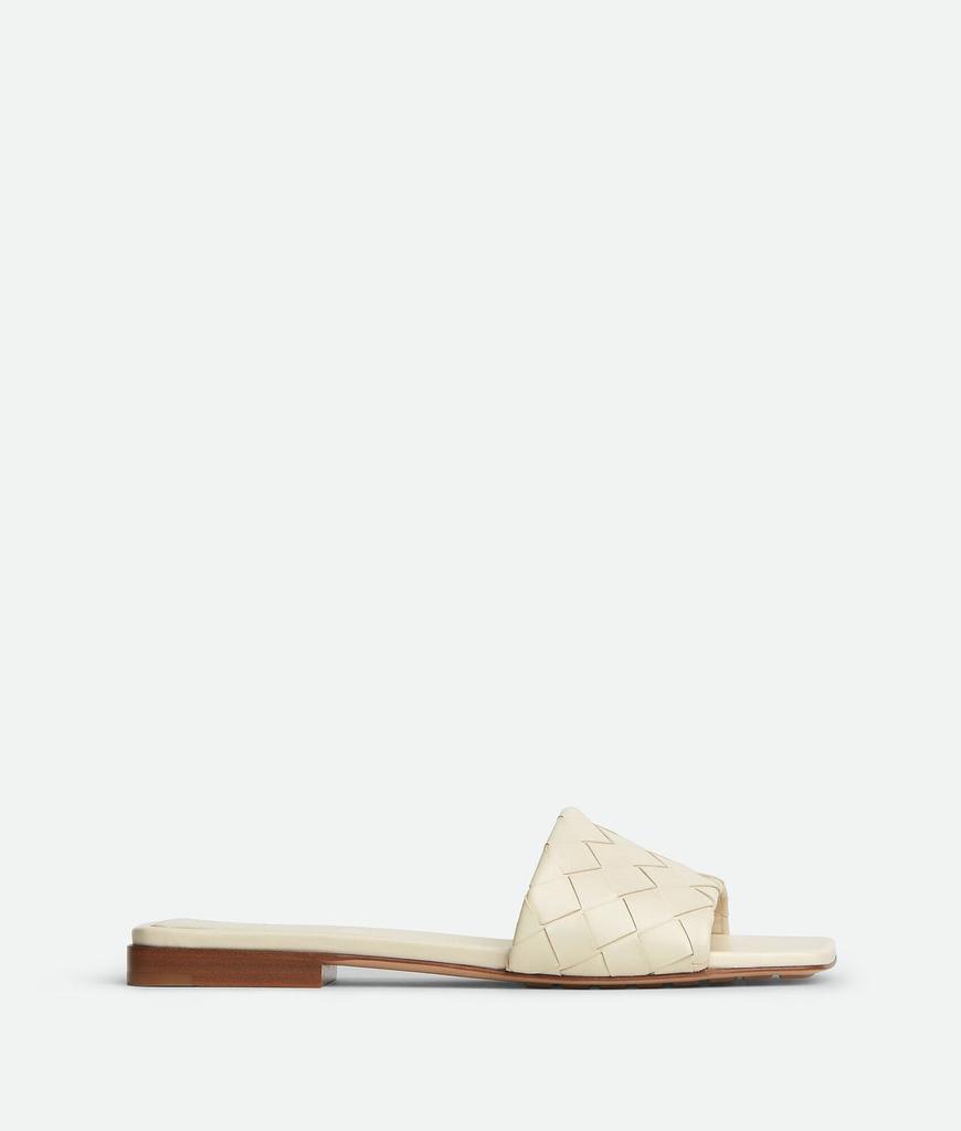 【関税＆送料込み】Bottega Veneta Braided Pattern Amy Flat Bottega Veneta Bottega Veneta Braided Pattern Amy Flat Mule