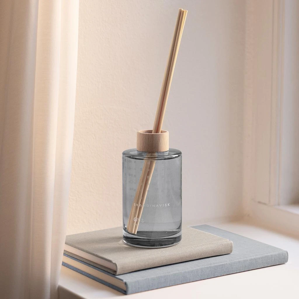 SKANDINAVISK Clear Glass Reed Diffuser - ØY - 200ml 2