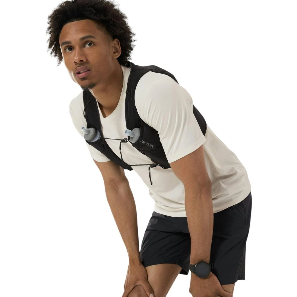 Arc
teryx Arc
teryx Cormac Short Sleeve Crew - Men
s 3