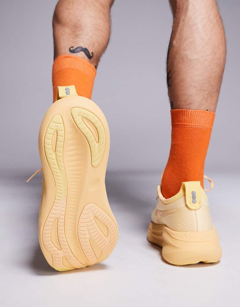 Asics Gel-Nimbus 27 Lite-Show running trainers in lite-show and