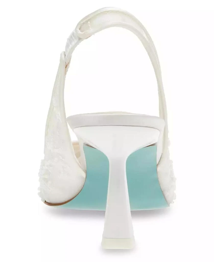 Betsey Johnson Women
s Nikki Embroidered Slingback Evening Pumps 3