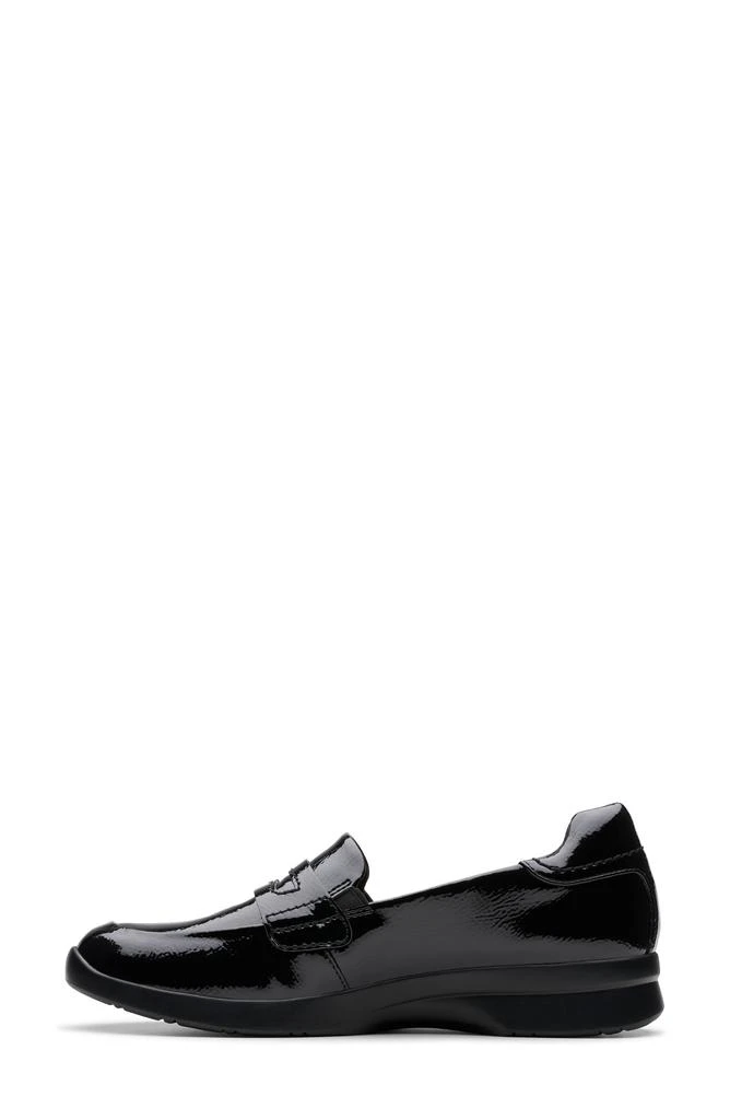 Clarks Ellowyn Penny Loafer 7