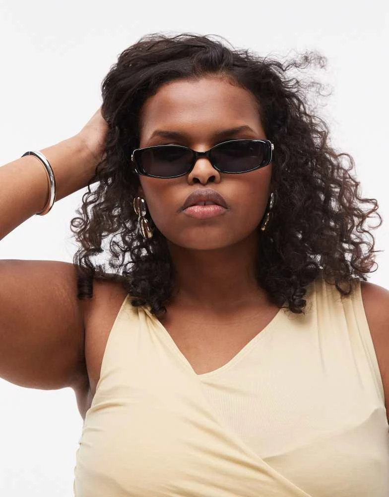 Le Specs Le Specs lil starlight rectangle sunglasses in  display picture 1