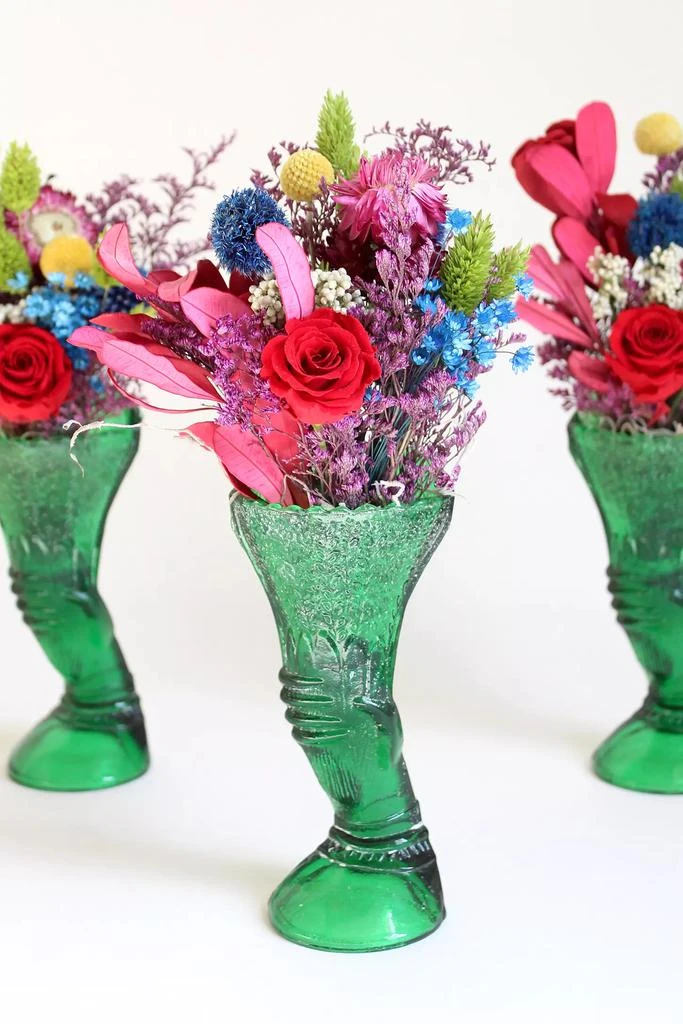 Roxanne
s Dried Flowers Roxanne’s Dried Flowers The Secret Garden Arrangement 3