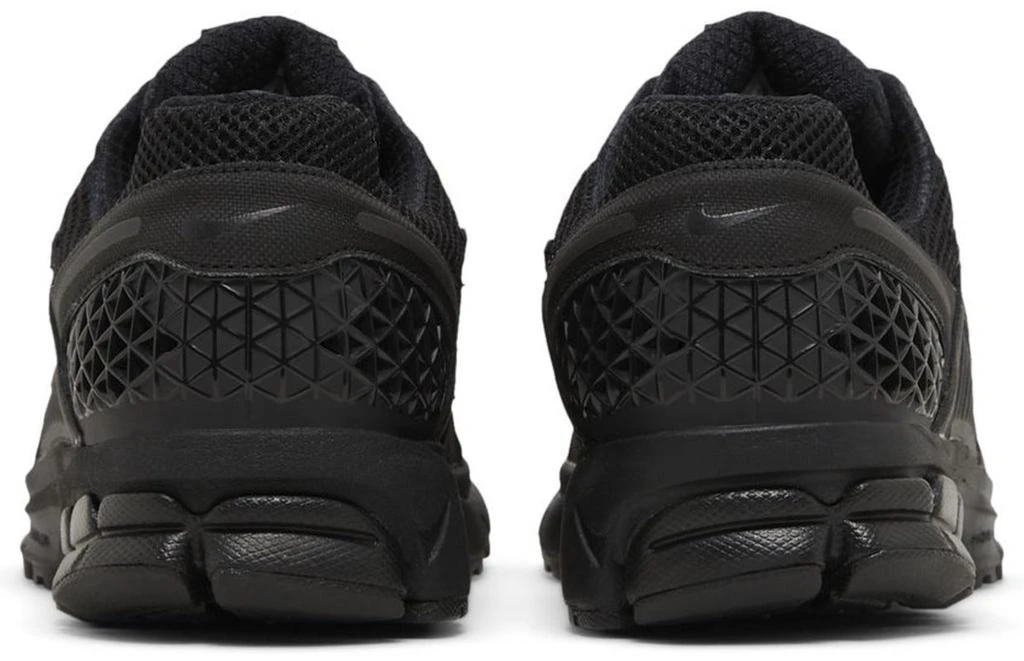 NIKE Zoom Vomero 5 Triple Black 5