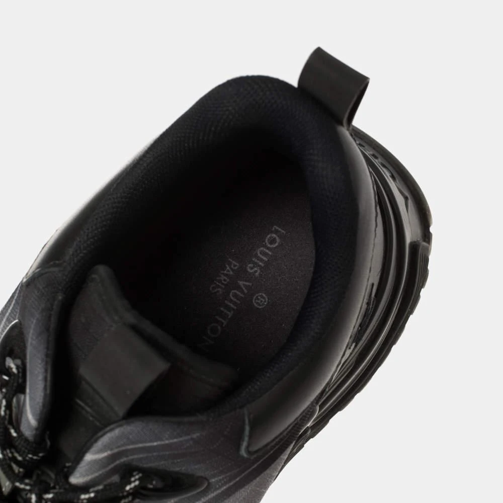 Louis Vuitton Louis Vuitton Black/Grey Leather And Mesh Run Away Pulse Low Top Sneakers Size 35 7