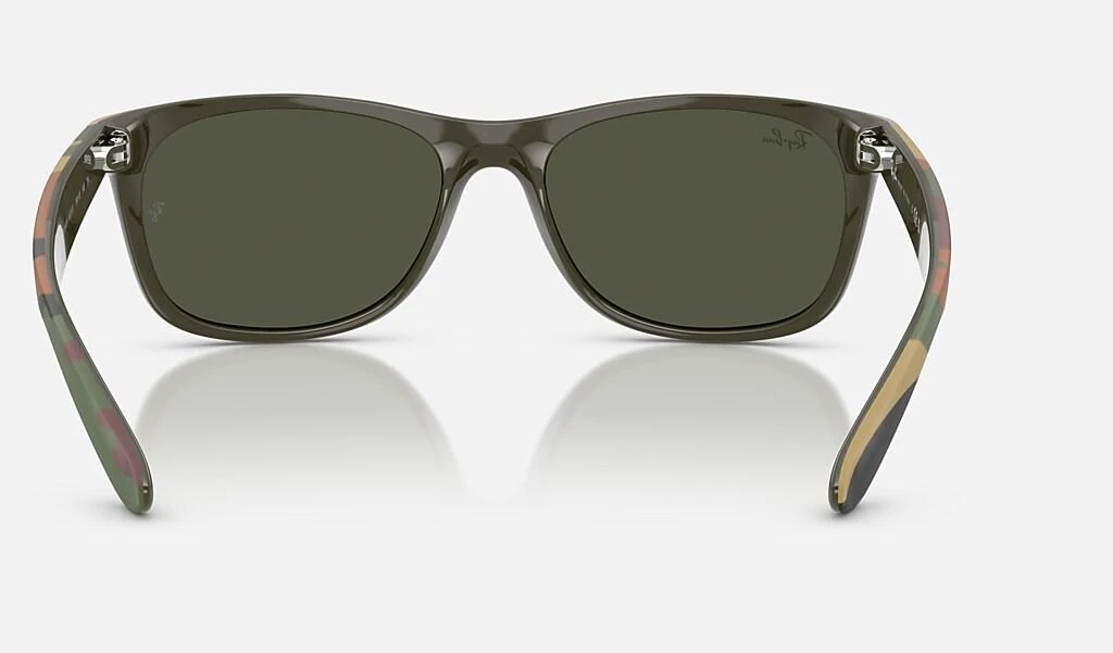 Ray-Ban NEW WAYFARER CLASSIC 4