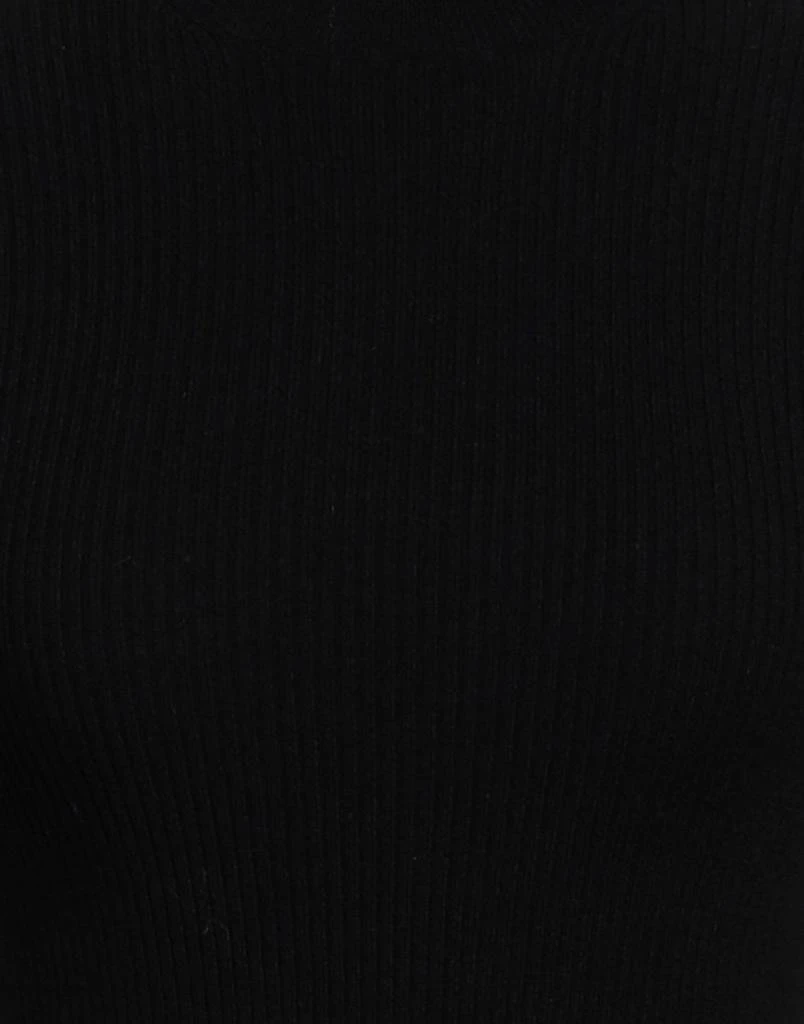 Canada Goose Turtleneck 4