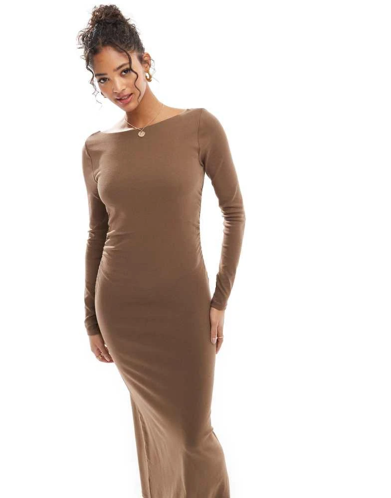 ASOS ASOS DESIGN long sleeve ruched side midi dress in brown 4