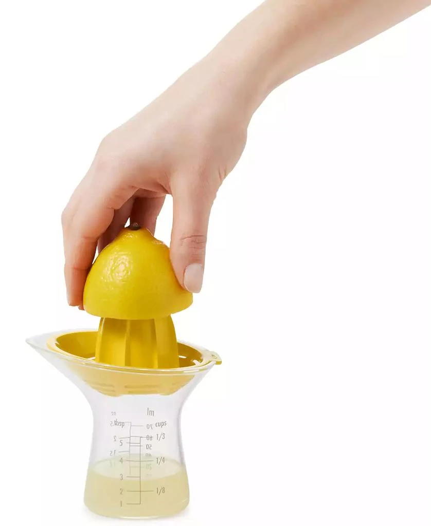 OXO Good Grips Small Citrus Juicer 3
