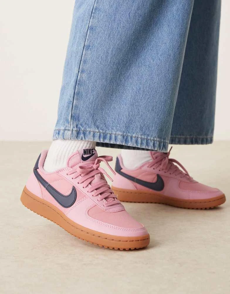 NIKE Nike Field General trainers in pink and navy 5