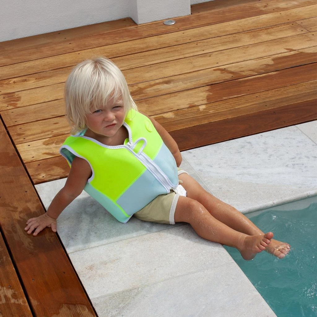 Sunnylife Kids Salty the Shark Swim Vest in Yellow (34cm) 2