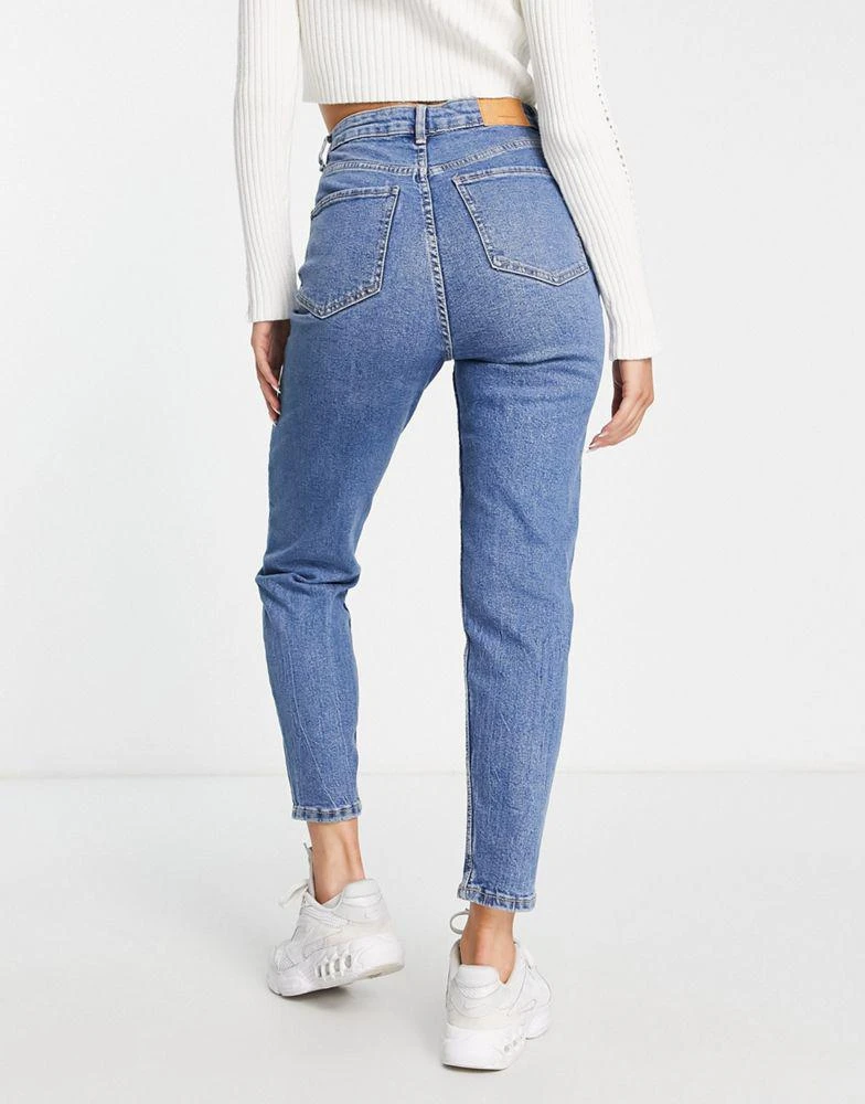 Bershka Bershka comfort fit mom jean in mid blue 4