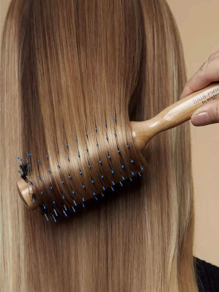 Sisley Hair Rituel Small Blow Dry Brush No.1 3