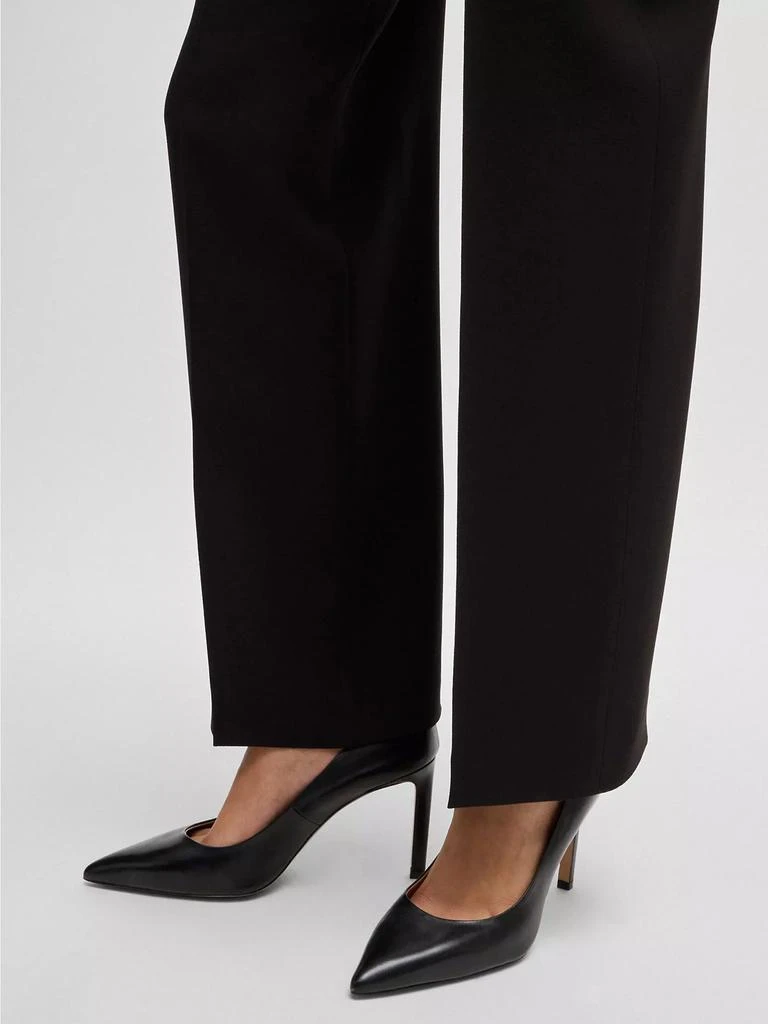 Hugo Boss High Heeled Pumps in Leather with Pointed Toe 4