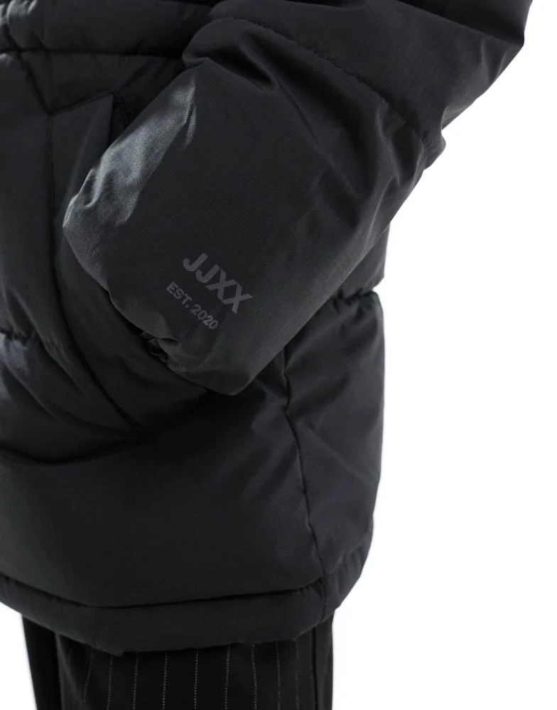 JJXX JJXX drawstring hooded puffer jacket in black 3