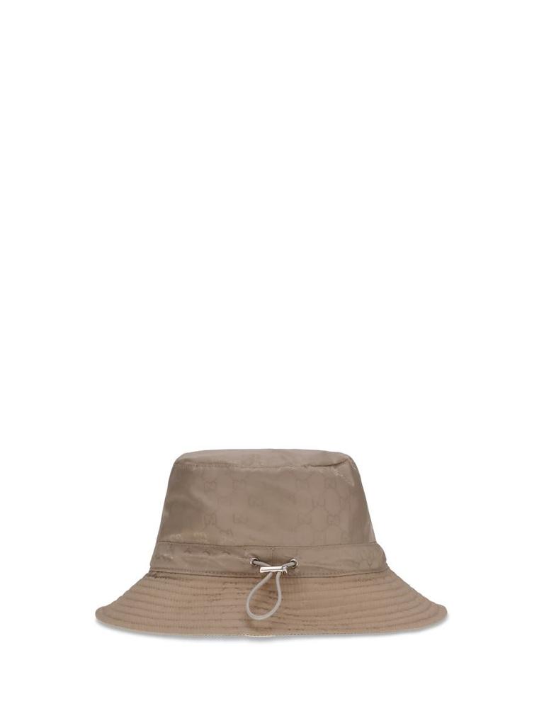 AMI AMI Paris Ami de Coeur Logo Embroidered Bucket Hat
