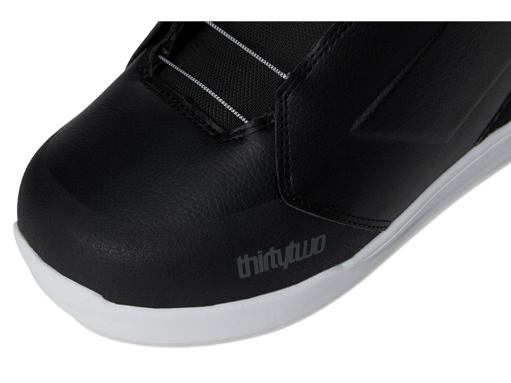 Thirty Two Lashed Double Boa 
24