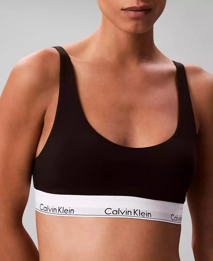 Calvin Klein Women's Flexible-Fit Full Coverage Bralette QF8503