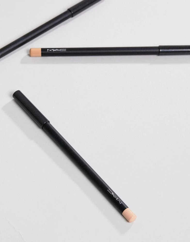 MAC MAC Studio Chromagraphic Pencil - NC15 / NW20 3