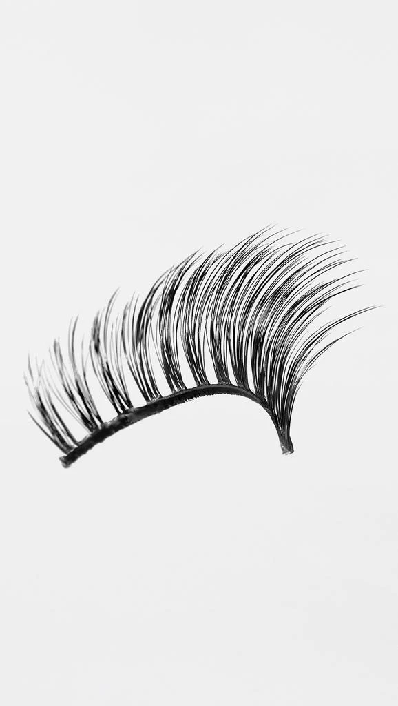 Sigma Beauty Demure False Lashes 3