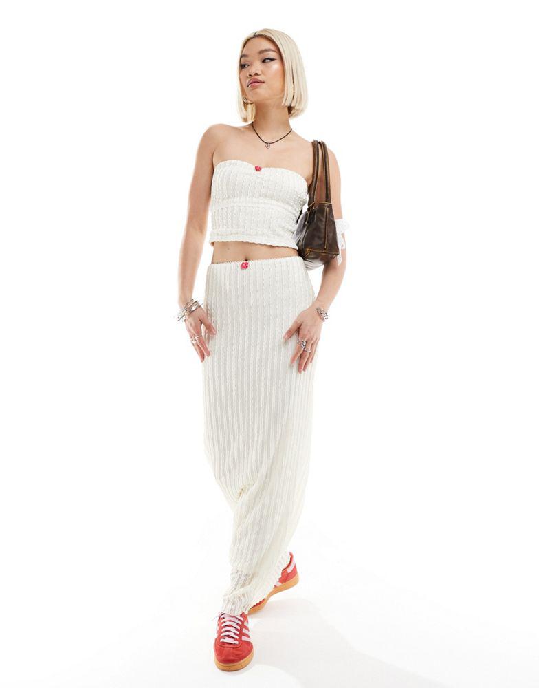 Daisy Street Daisy Street textured bandeau crop top with rosette detail co-ord