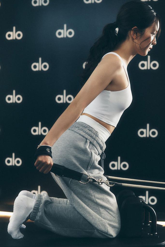 Alo Make Waves Sweatpant - Italian Plum Tonal