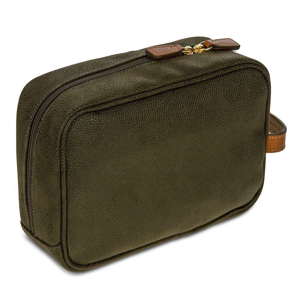 Bric
s Life Traditional Toiletry Kit 3