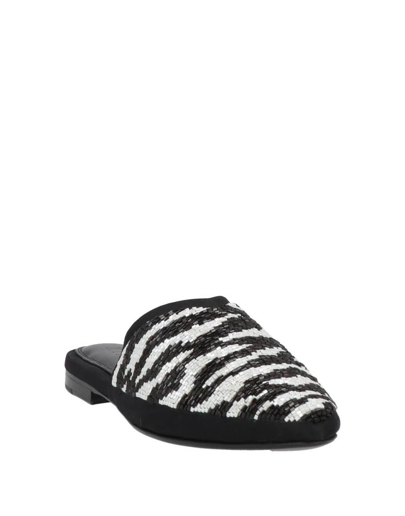 ZYNE Mules and clogs 2