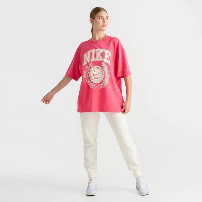 NIKE Women's Nike Sportswear Essential Campus Oversized T-Shirt 2