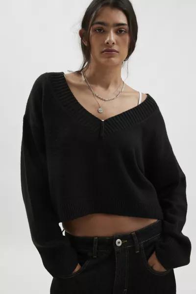 BDG BDG Jenna Cropped V-Neck Sweater