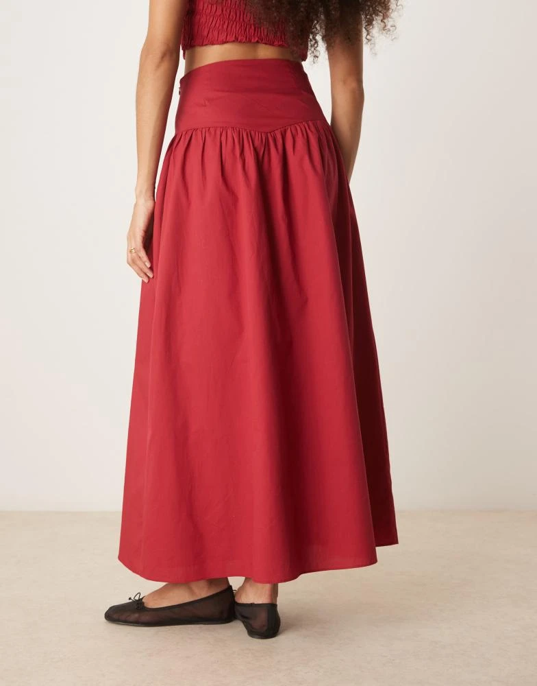 Glamorous Glamorous drop waist maxi skirt in deep red co-ord 3