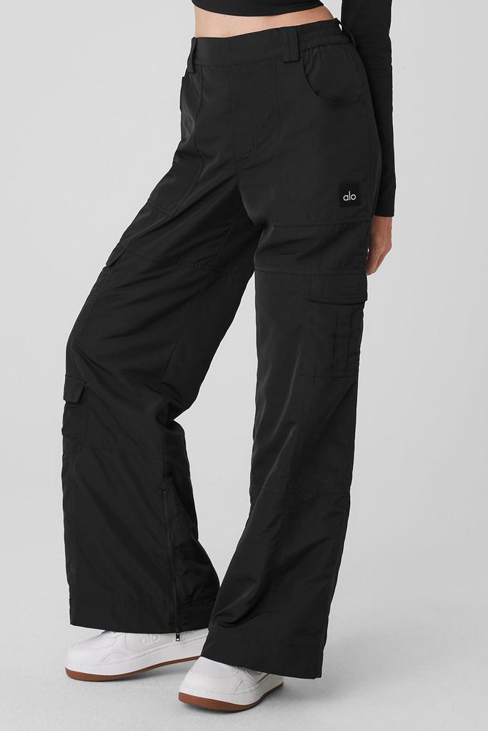 Alo High-Waist Ski-Moto Puffer Pant - Black - Yoga - Free