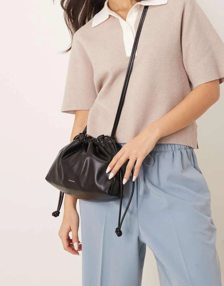Calvin Klein Calvin Klein Jeans drawstring crossbody bag in black 3