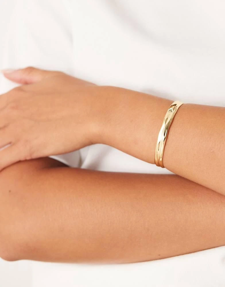 Orelia Orelia molten cuff bangle bracelet in 18k gold plated 3