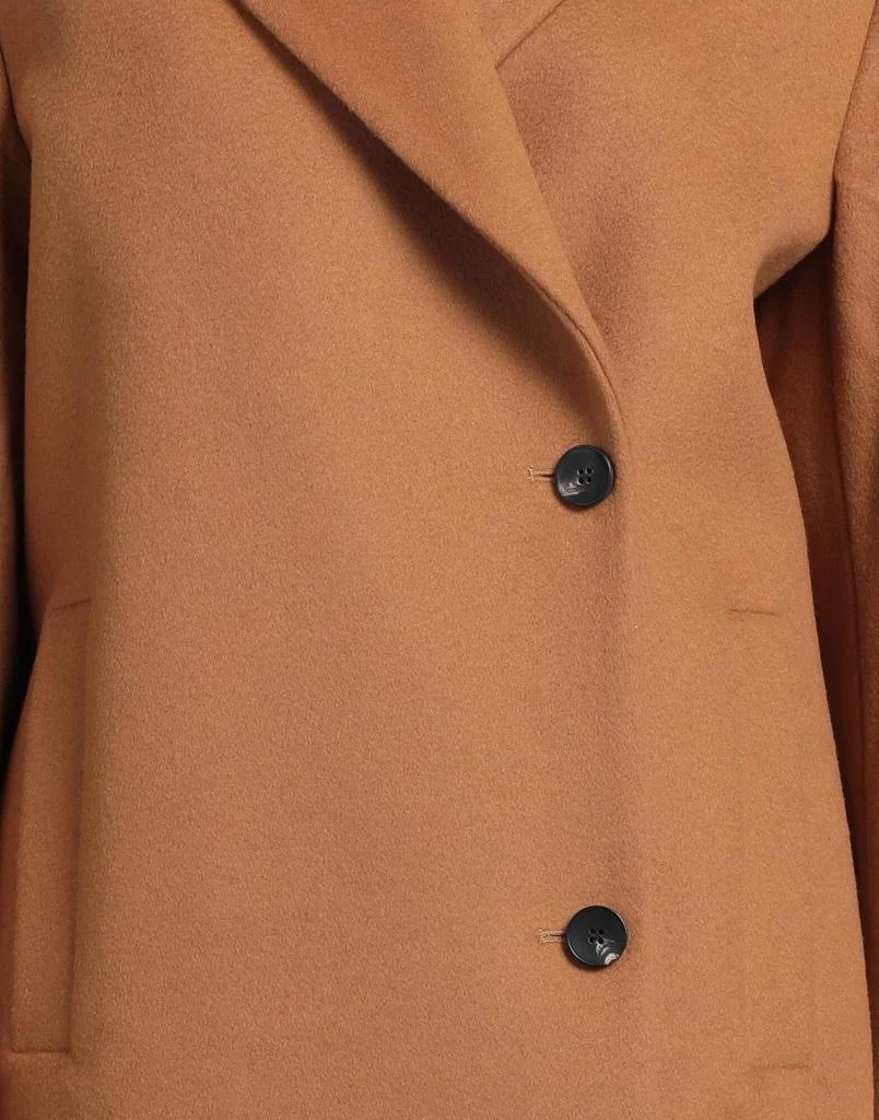 ANNIE P. Coat 4
